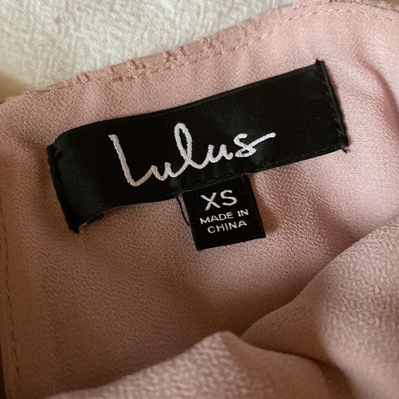 Lulu’s jumpsuit - Picture 2 of 4